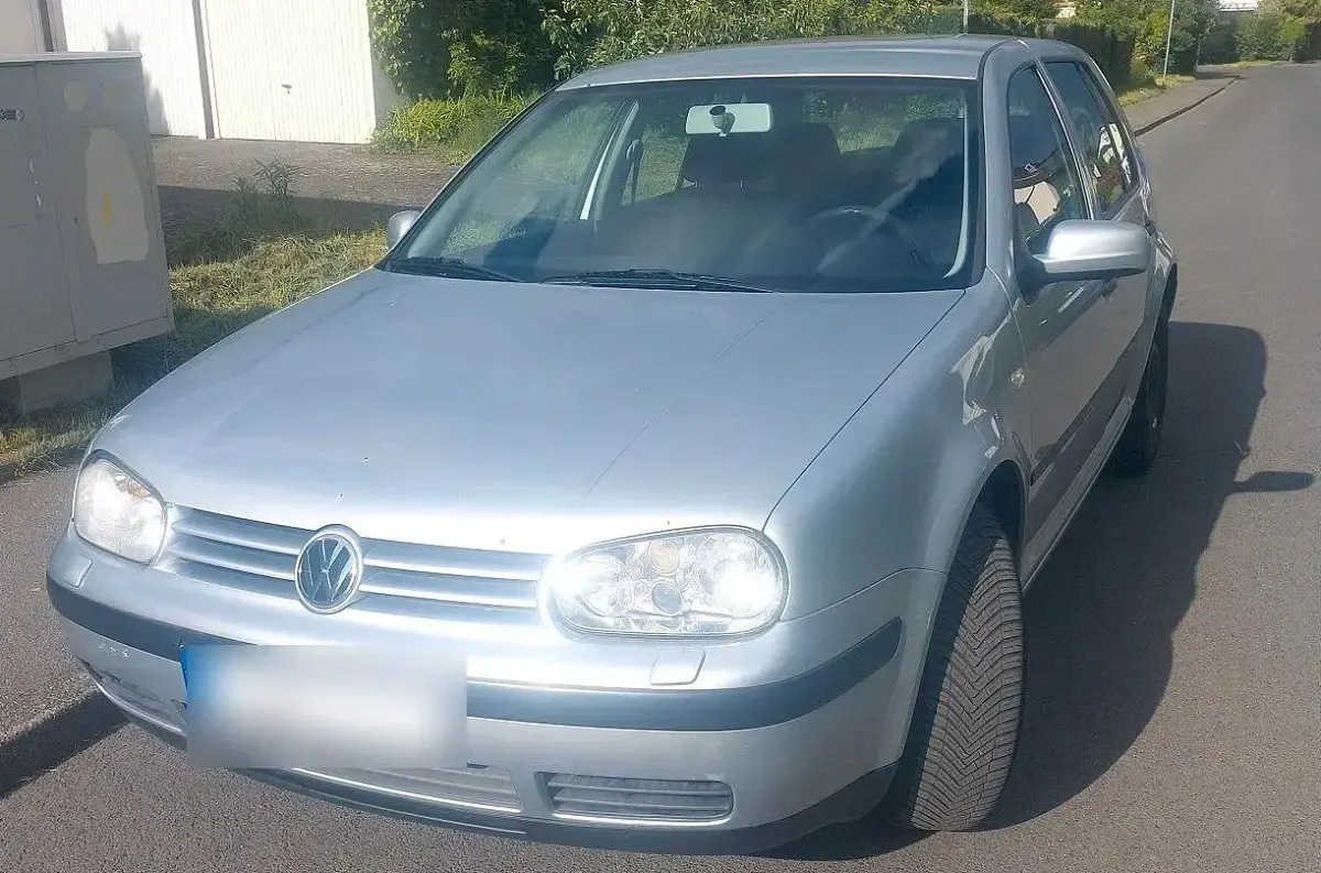 Gebraucht VW Golf IV 75 PS (55 kW) 2002 Silber Limousine