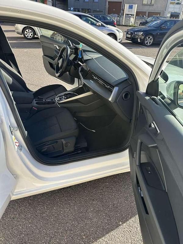 Gebraucht Audi A3 Sportback 150 PS (110 kW) 2023 Weiß Kleinwagen