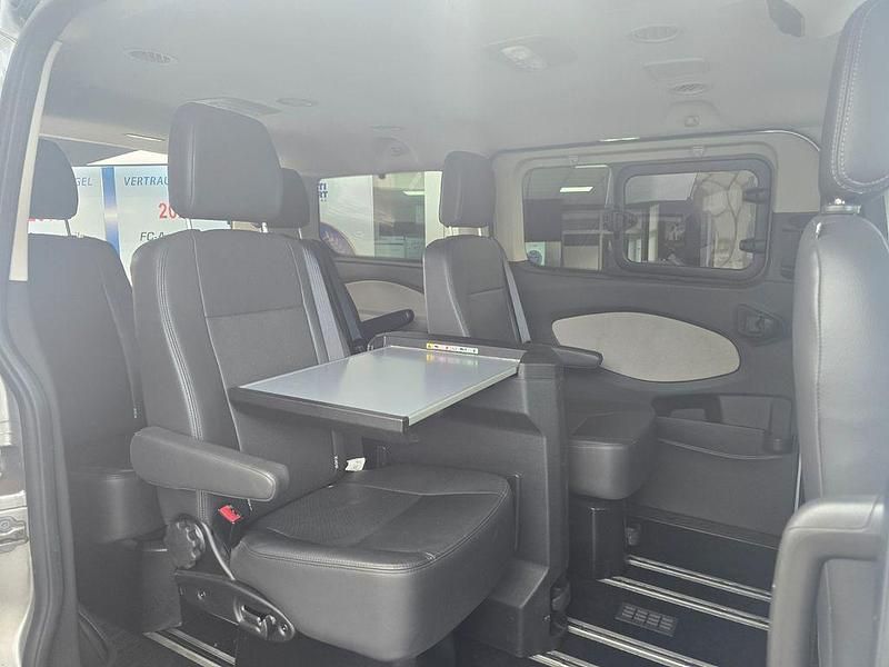 Gebraucht Ford Tourneo Custom 170 PS (125 kW) 2018 Silber Van