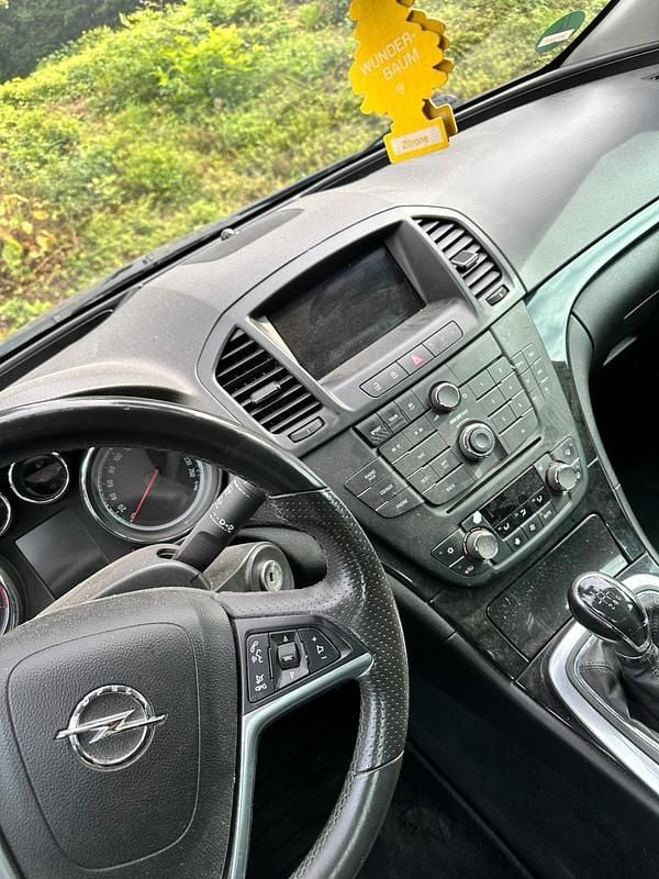 Gebraucht Opel Insignia 160 PS (117 kW) 2010 Blau Limousine
