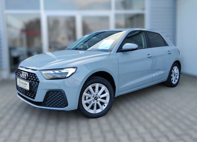 Grau Gebraucht 2025 Audi A1 Sportback Sport Kleinwagen | 27.950 € (Teuer) - Bild 1/4