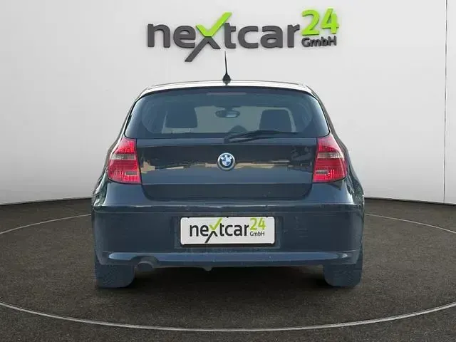 Gebraucht BMW 116 Efficient Dynamics 116 PS (85 kW) 2011 Schwarz Kleinwagen
