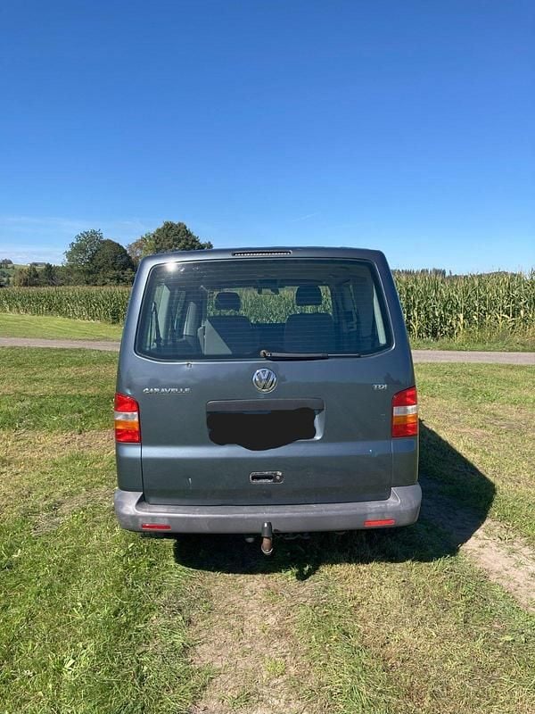 Gebraucht VW T5 102 PS (75 kW) 2008 Grau Van