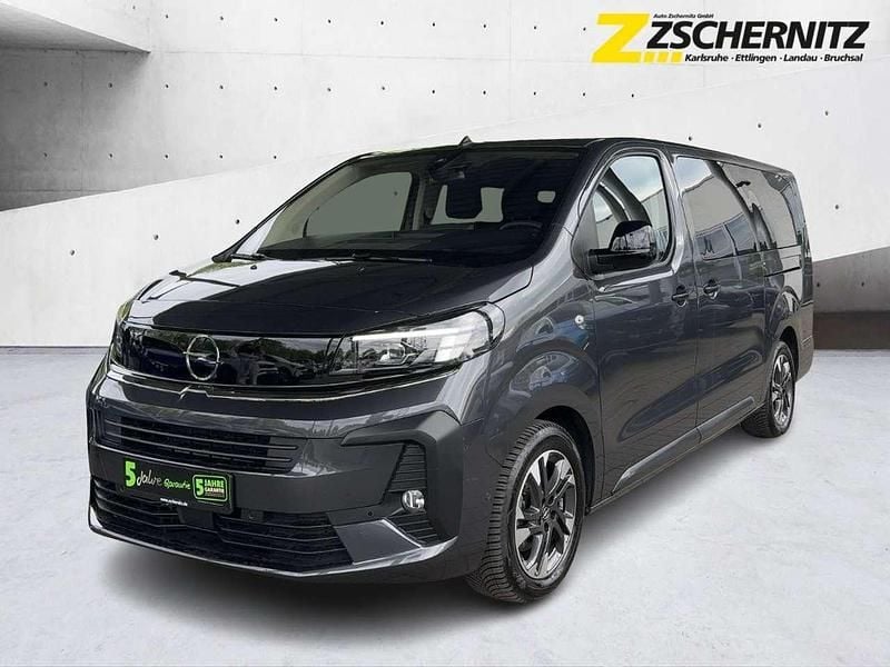 Titan grau metallic Gebraucht 2024 Opel Zafira Life Van | 34.980 € - Bild 1/4