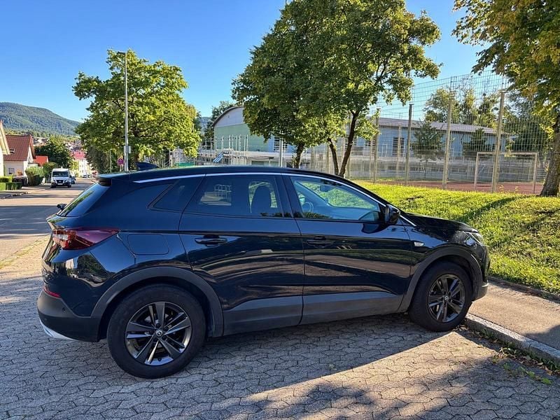 Grau Gebraucht 2019 Opel Grandland X SUV | 9.999 € (Guter Preis) - Bild 1/4