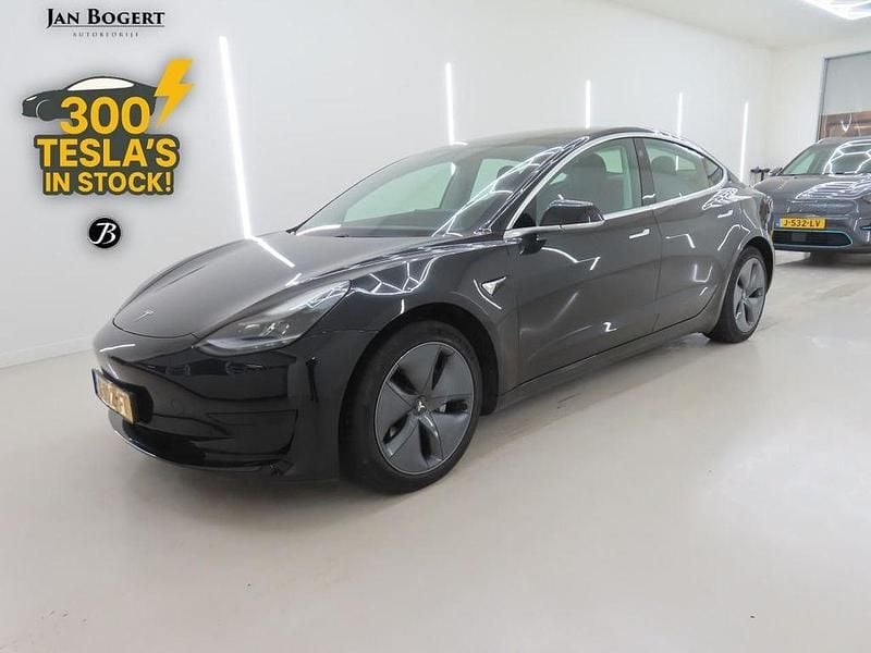 Schwarz Gebraucht 2020 Tesla Model 3 Standard Range Limousine | 20.900 € (Guter Preis) - Bild 1/4