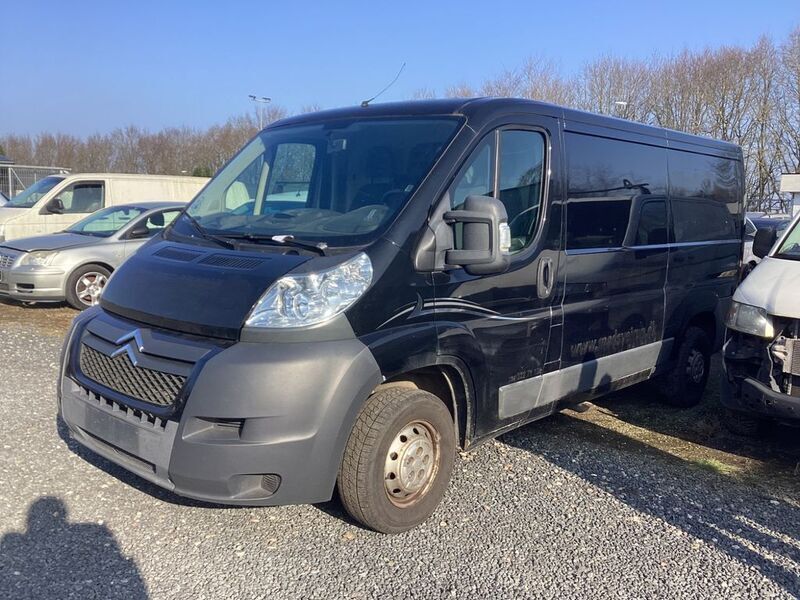 Schwarz Gebraucht 2012 Citroën Jumper Van / Kleinbus | 2.999 € (Superpreis) - Bild 1/4