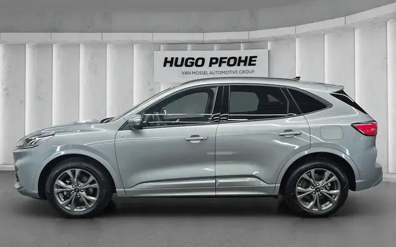 Gebraucht Ford Kuga ST-Line X 150 PS (110 kW) 2024 Silber SUV