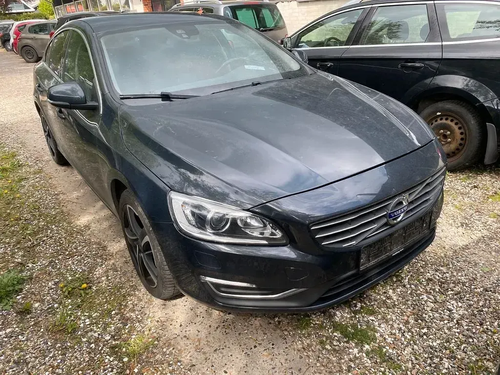 Gebraucht Volvo S60 Momentum 181 PS (133 kW) 2014 Grau Limousine