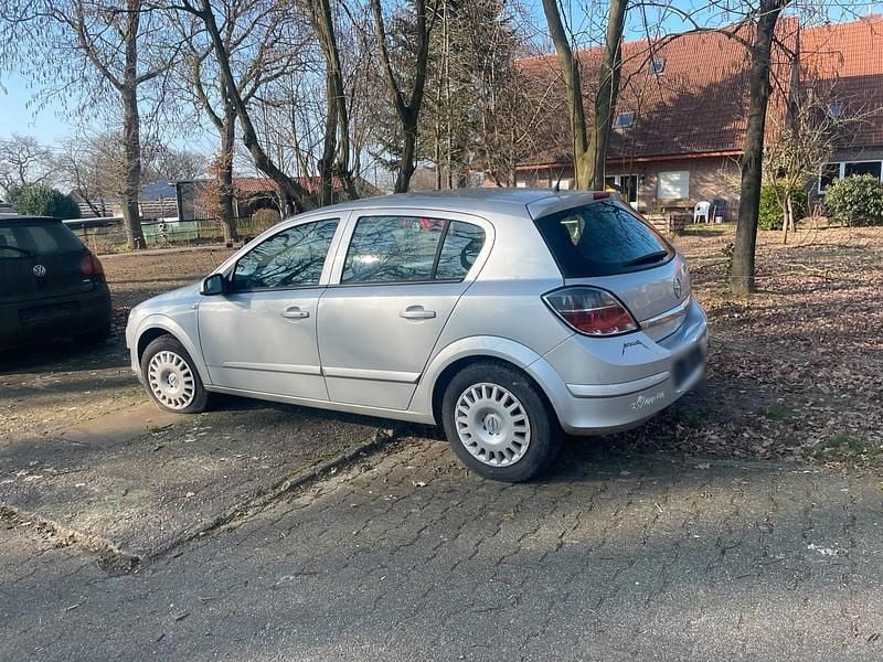 Usata Opel Astra 90 CV (66 kW) 2007 Grigio Utilitaria