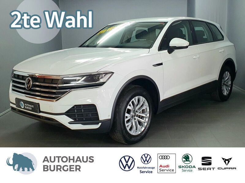Pure white Gebraucht 2022 VW Touareg Basis SUV | 36.870 € (Superpreis) - Bild 1/4