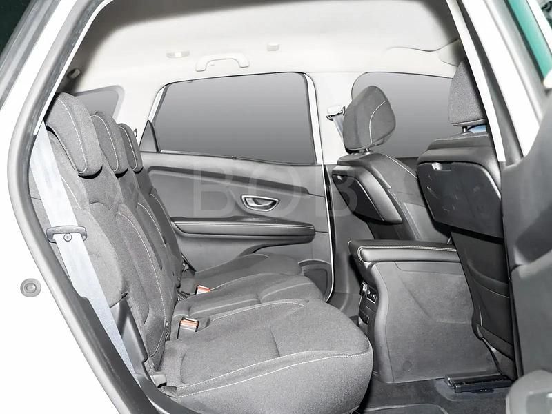 Gebraucht Renault Scénic IV LIMITED Deluxe 140 PS (102 kW) 2018 Weiß Van / Kleinbus