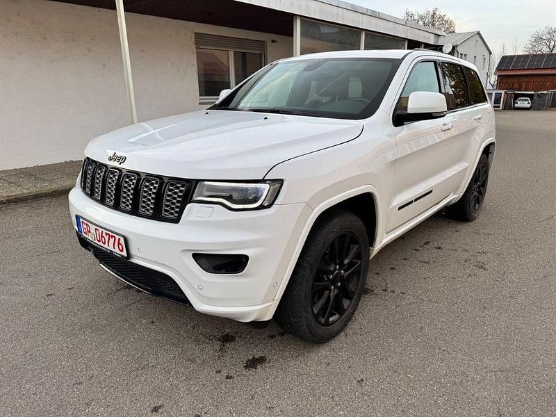 Weiß Gebraucht 2017 Jeep Grand Cherokee Limited SUV | 23.999 € (Fairer Preis) - Bild 1/4
