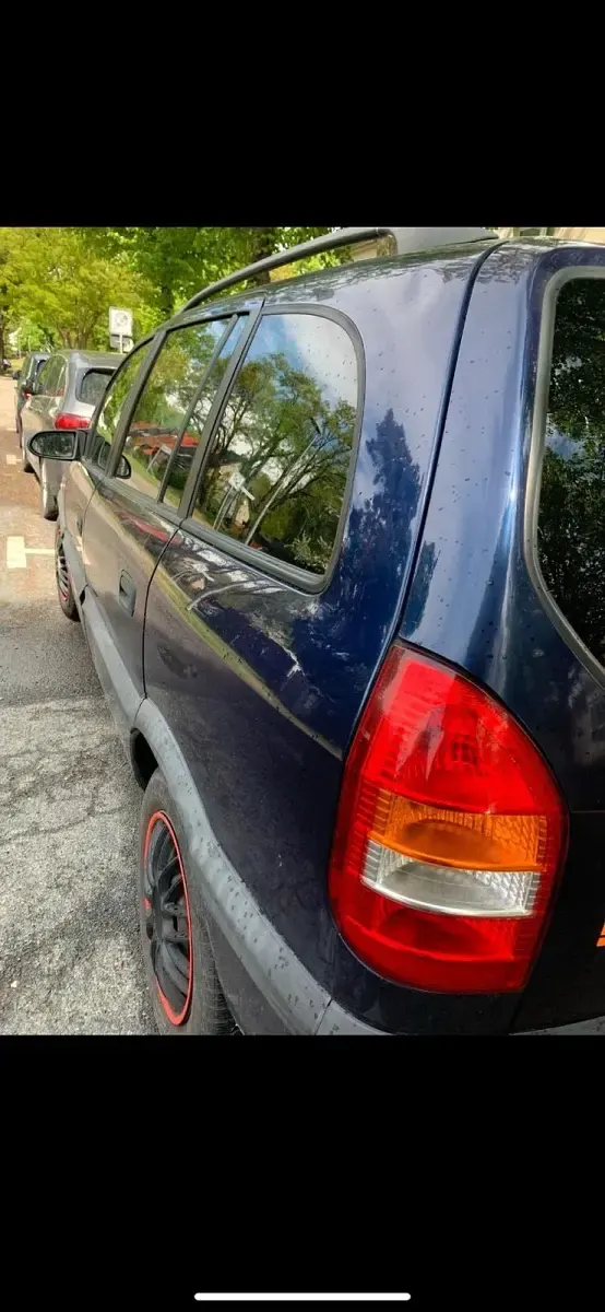 Gebraucht Opel Zafira 101 PS (74 kW) 2001 Blau Van / Kleinbus