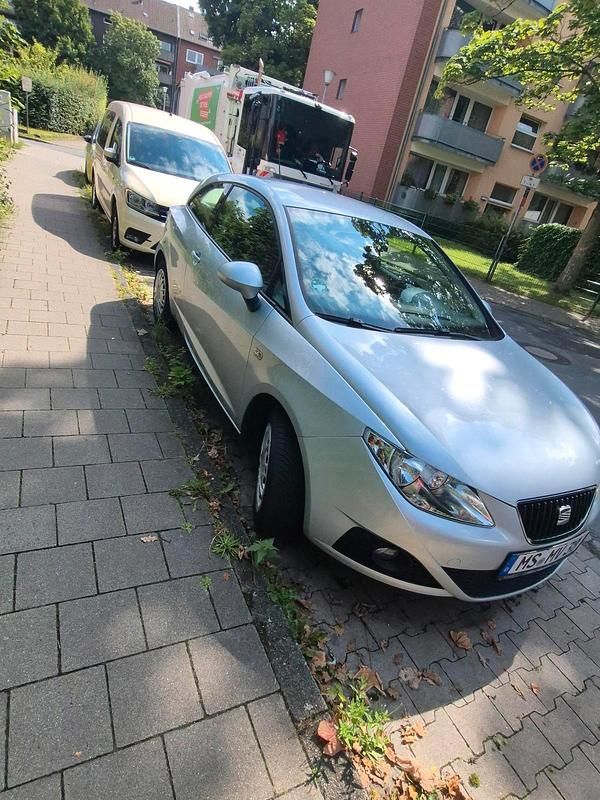 Grau Gebraucht 2009 Seat Ibiza Coupé | 2.000 € (Superpreis) - Bild 1/4