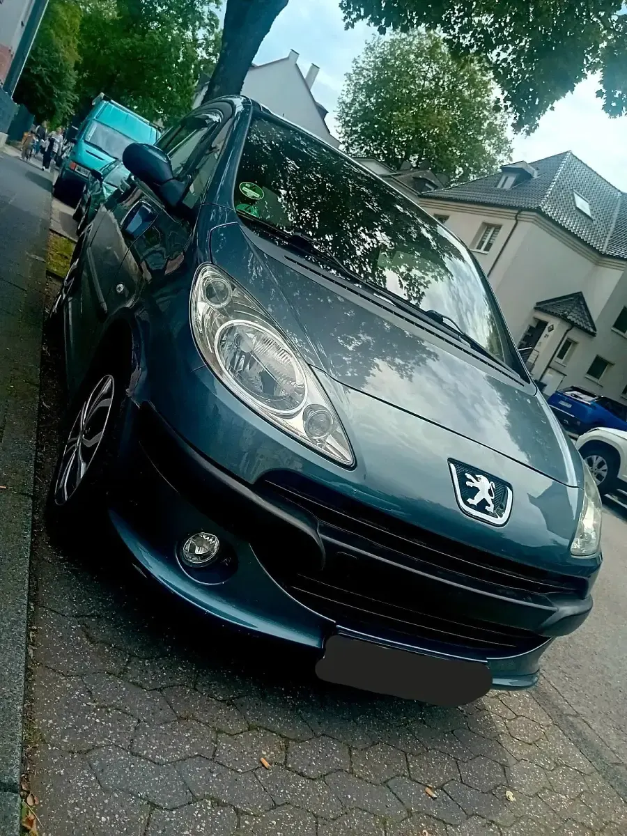 Gebraucht Peugeot 1007 75 PS (55 kW) 2006 Grau Van / Kleinbus
