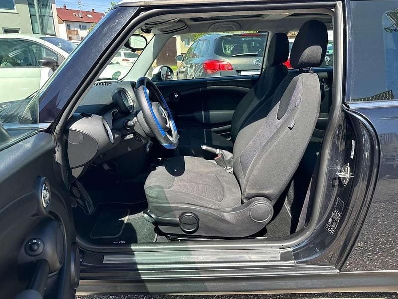 Usata Mini Cooper 120 CV (88 kW) 2007 Nero Utilitaria