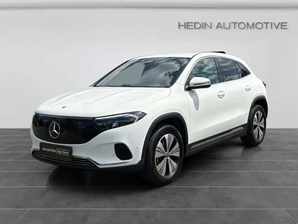 Gebraucht Mercedes EQA250+ Progressive 139 kW (190 PS) 2025 Weiß SUV