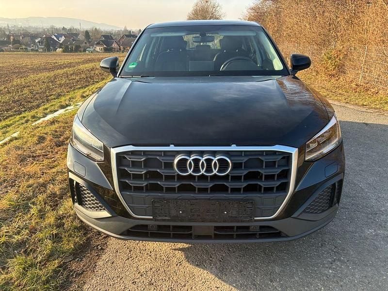 Schwarz Gebraucht 2022 Audi Q2 SUV | 22.900 € (Fairer Preis) - Bild 1/4
