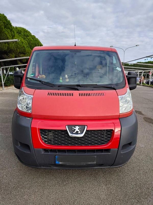Rot Gebraucht 2012 Peugeot Boxer Van | 6.200 € (Fairer Preis) - Bild 1/4