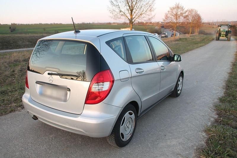 Gebraucht Mercedes A160 82 PS (60 kW) 2012 Grau Van / Kleinbus