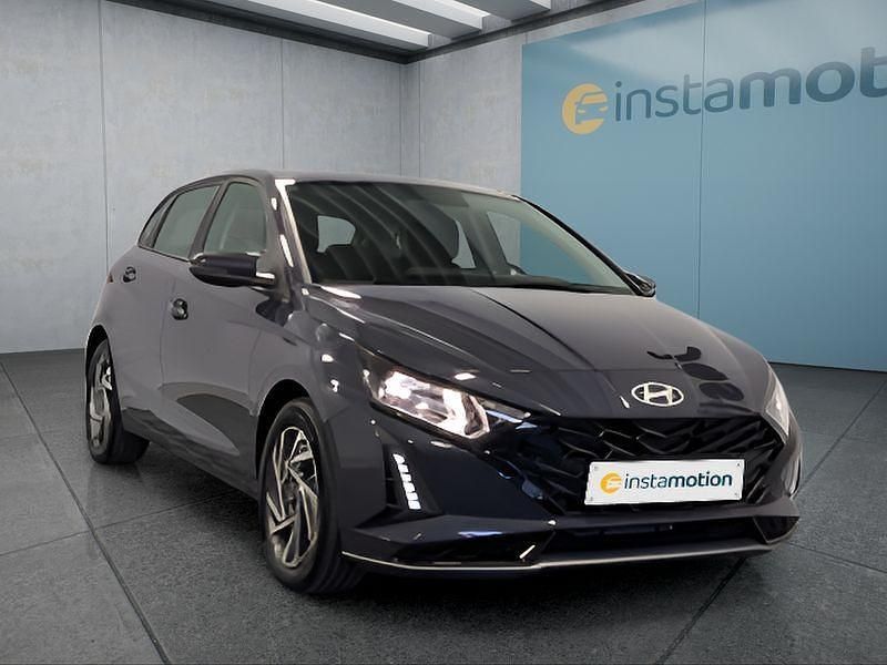 Grau Neu 2025 Hyundai i20 Kleinwagen | 20.499 € (Guter Preis) - Bild 1/4