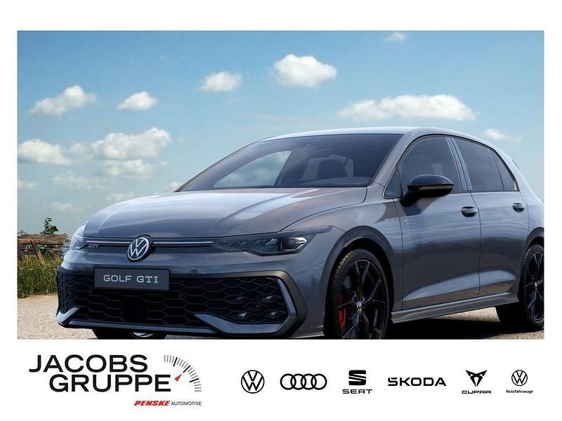 Grau Neu 2025 VW Golf VIII GTI Limousine | 46.199 € (Etwas zu teuer) - Bild 1/4