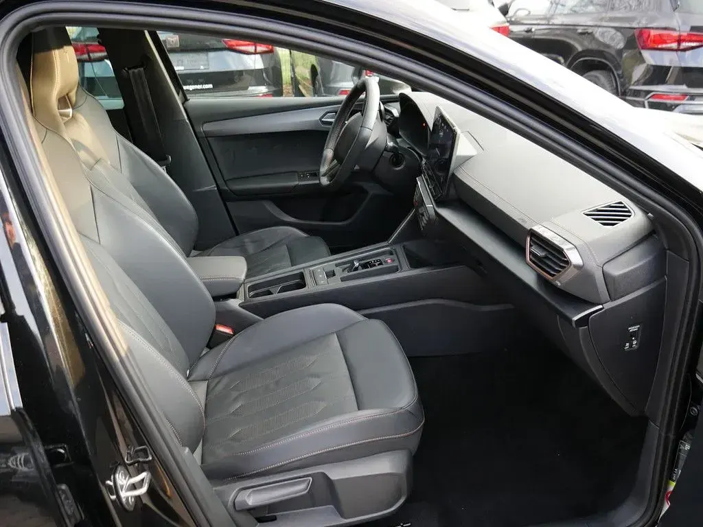 Gebraucht Cupra Leon VZ 245 PS (180 kW) 2024 Schwarz Limousine