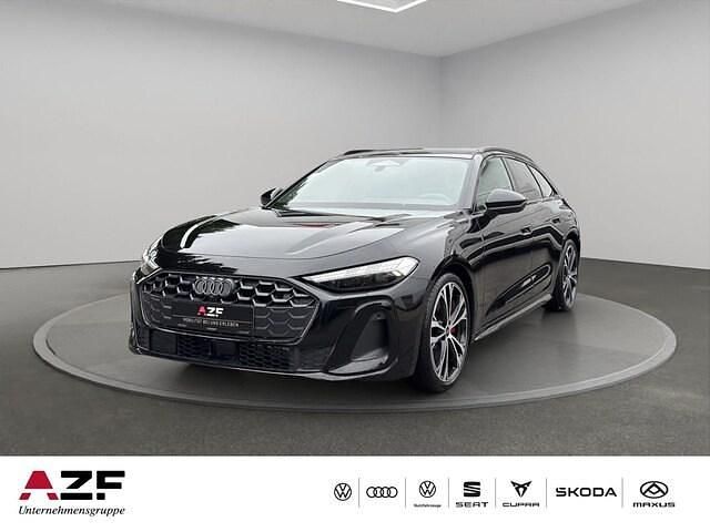 Mythosschwarz metallic Gebraucht 2025 Audi A5 Ambiente Coupé | 77.990 € (Teuer) - Bild 1/4