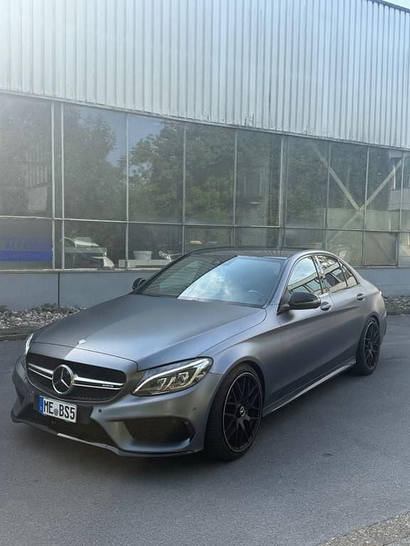 Grau Gebraucht 2017 Mercedes C43 AMG AMG Limousine | 26.950 € (Fairer Preis) - Bild 1/4