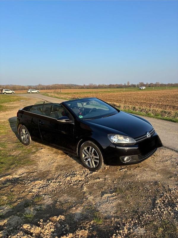 Gebraucht VW Golf 105 PS (77 kW) 2011 Schwarz Cabrio