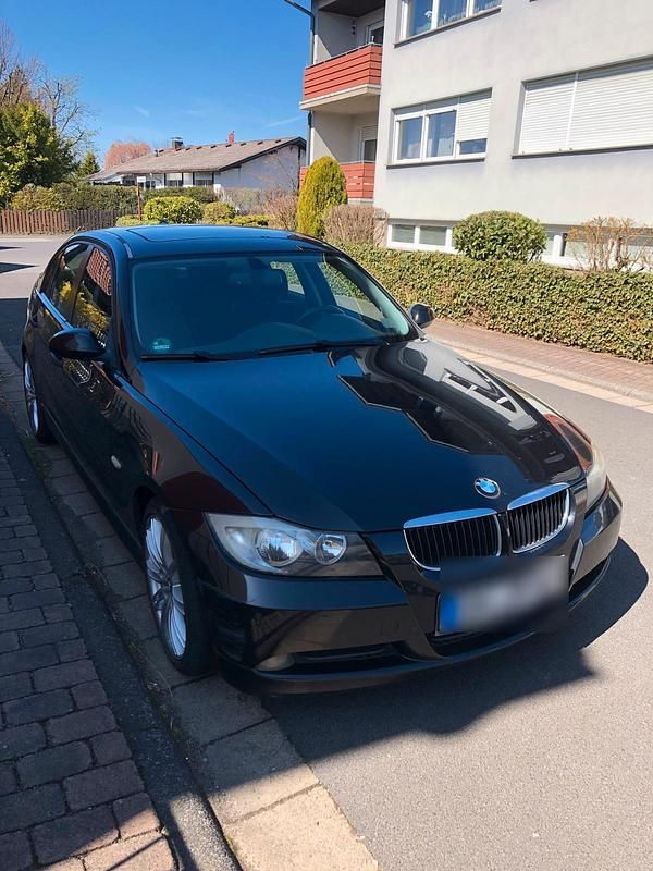 Gebraucht BMW 320 163 PS (119 kW) 2005 Limousine