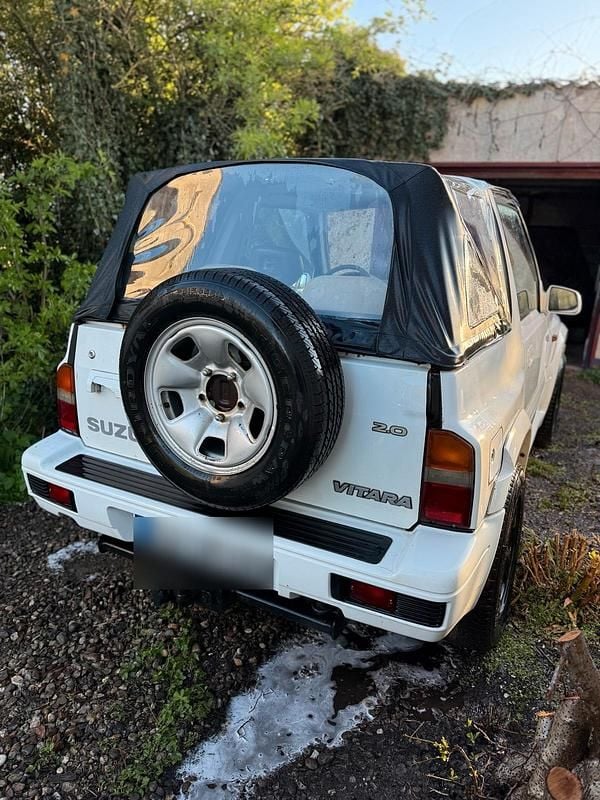 Gebraucht Suzuki Vitara 132 PS (97 kW) 1998 Weiß Cabrio