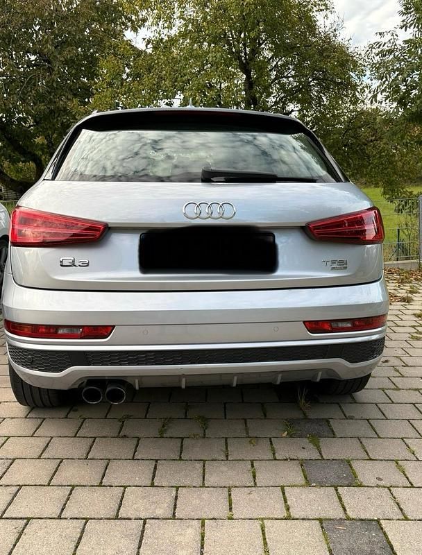 Gebraucht Audi Q3 S-Line 150 PS (110 kW) 2016 Silber SUV