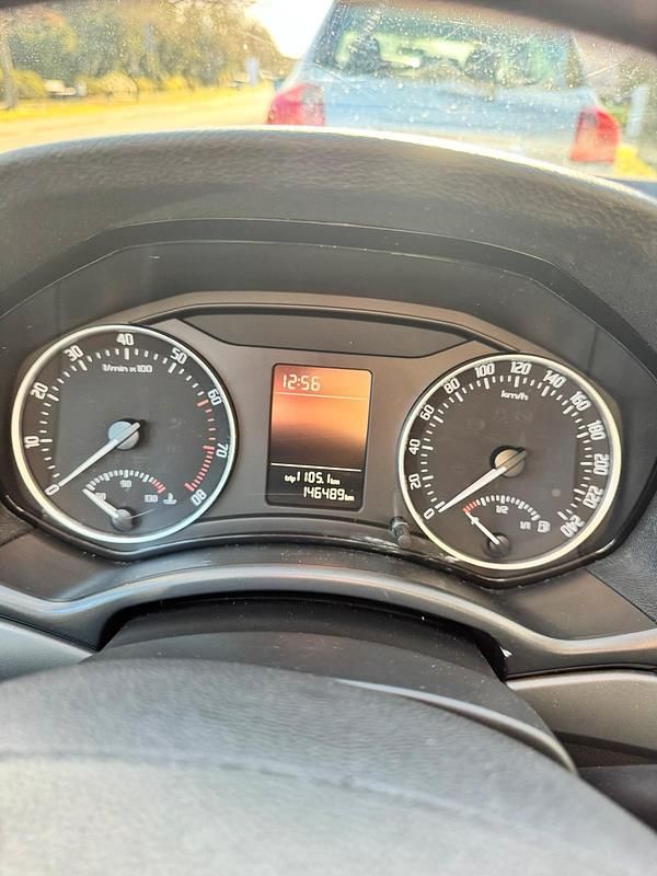 Gebraucht Skoda Octavia 2011 Weiß Limousine