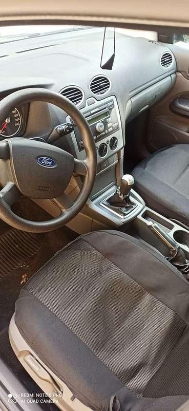 Gebraucht Ford Focus Ghia 101 PS (74 kW) 2005 Schwarz Limousine