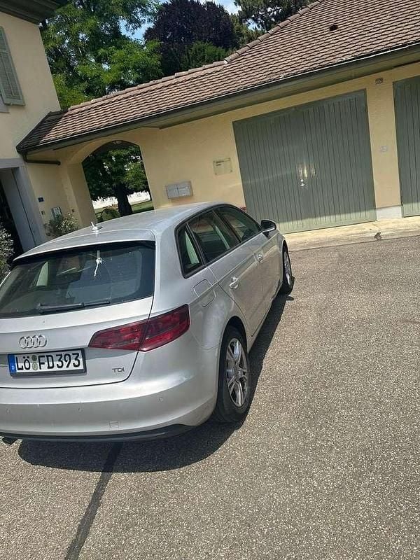 Gebraucht 2013 Audi A3 Sportback Ambition Kombi | 5.250 € (Teuer) - Bild 1/4