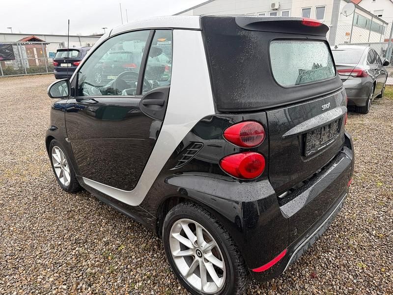 Gebraucht Smart ForTwo Cabrio 52 PS (38 kW) 2012 Schwarz Cabrio
