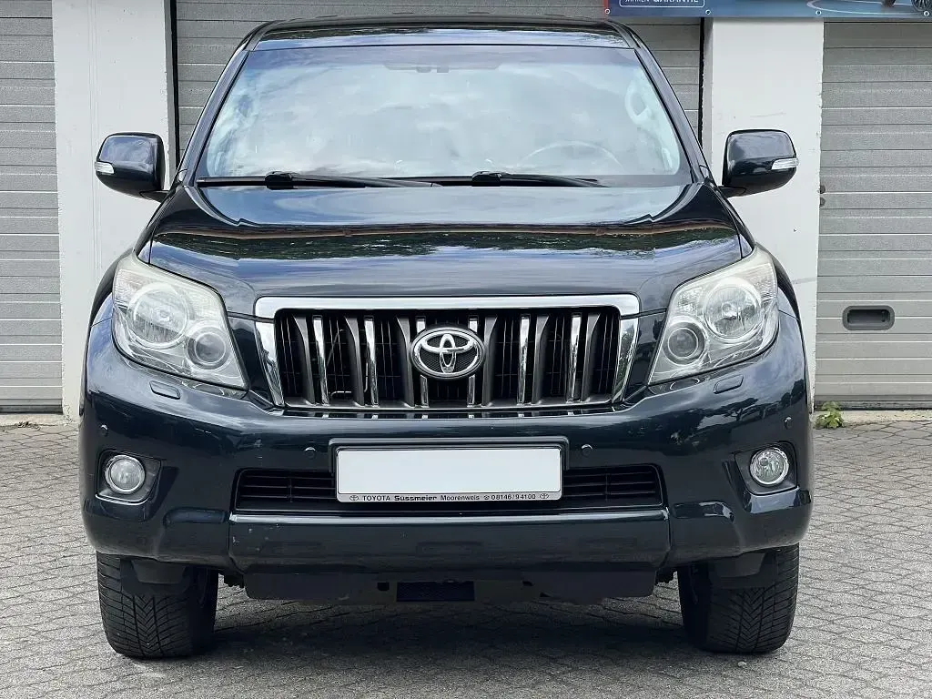 Gebraucht Toyota Land Cruiser Life 190 PS (139 kW) 2010 Titaniumblau mica metallic SUV