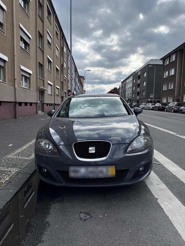 Gebraucht Seat Leon 102 PS (75 kW) 2010 Kleinwagen