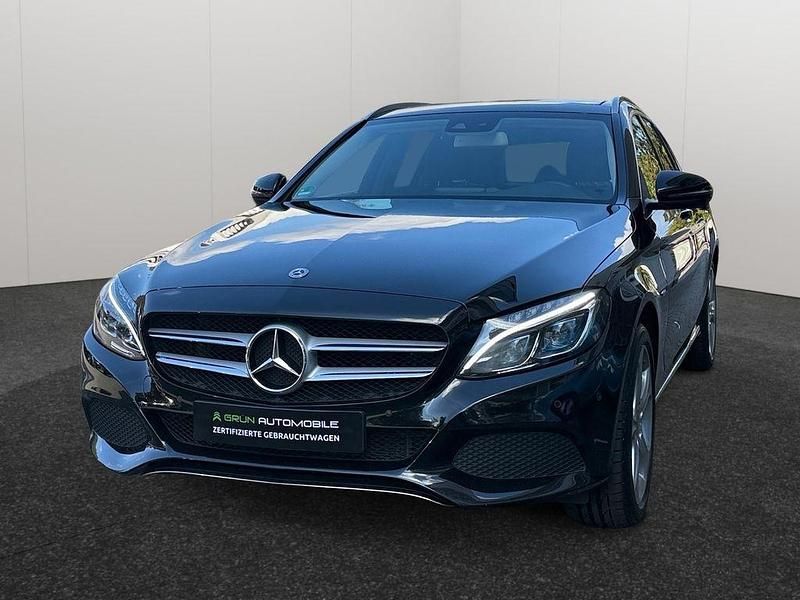 Gebraucht Mercedes C350e 211 PS (155 kW) 2018 Schwarz Kombi