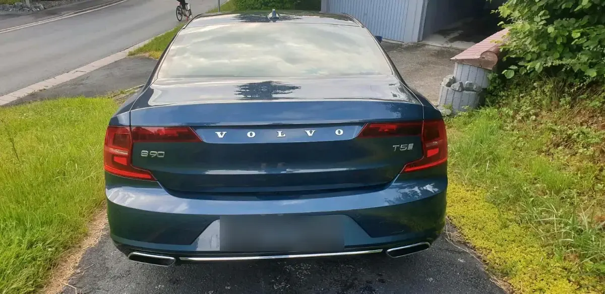 Gebraucht Volvo S90 254 PS (186 kW) 2018 Blau Limousine