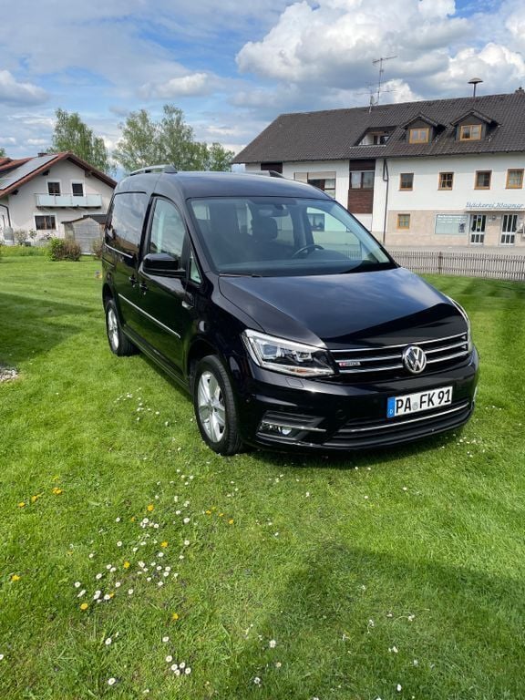 Schwarz Gebraucht 2019 VW Caddy S Van / Kleinbus | 28.000 € (Etwas zu teuer) - Bild 1/4