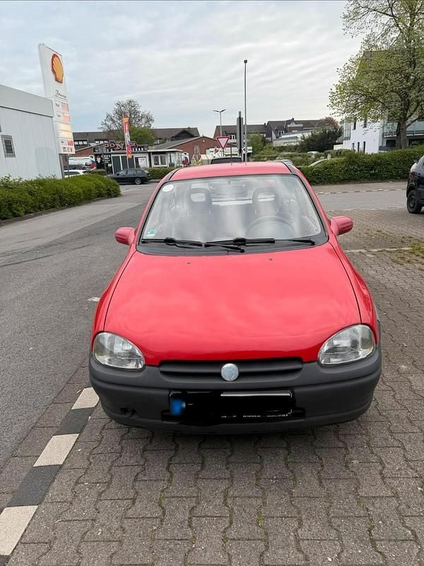 Second-hand Opel Corsa 1994 Roșu Hatchback