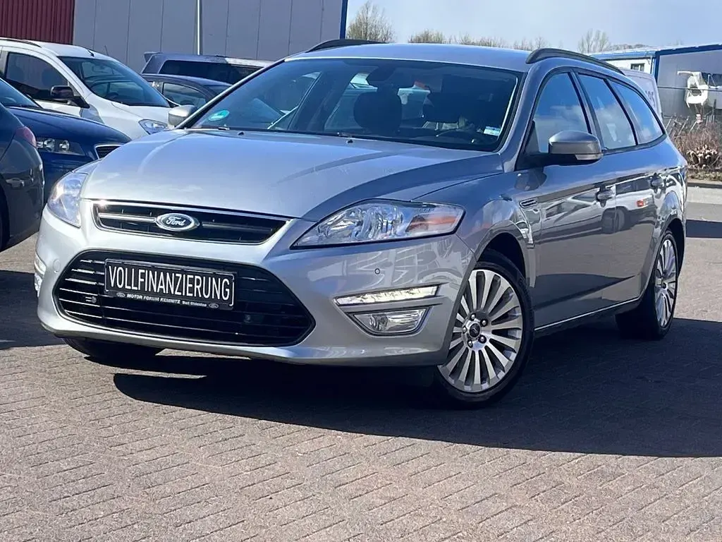 Gebraucht Ford Mondeo Titanium 163 PS (119 kW) 2015 Grau Limousine