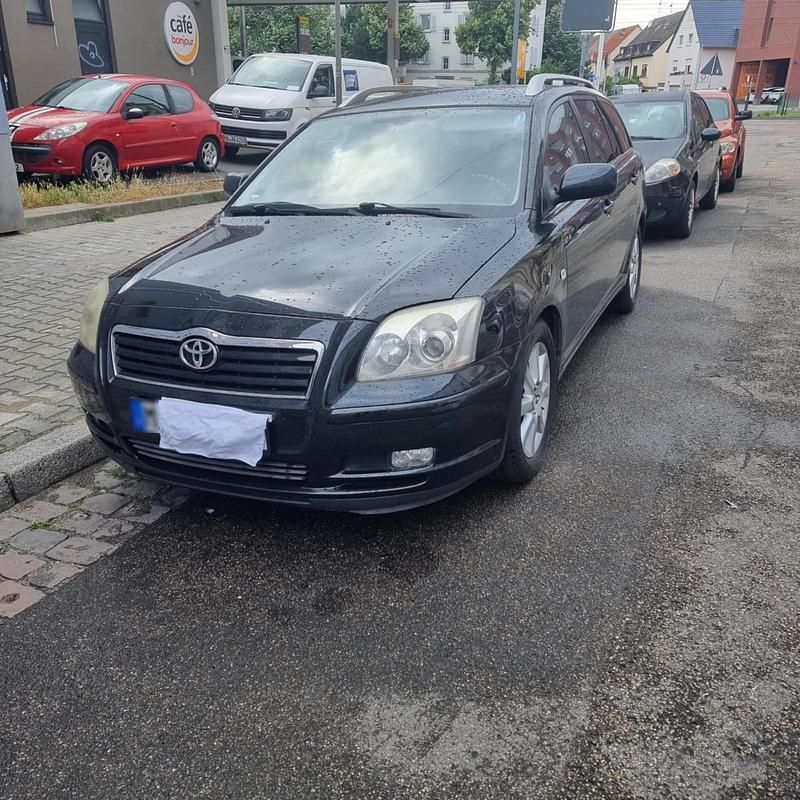 Gebraucht Toyota Avensis 147 PS (108 kW) 2005 Limousine