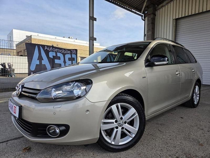 Gebraucht VW Golf VI Match 122 PS (89 kW) 2013 Silber Kleinwagen