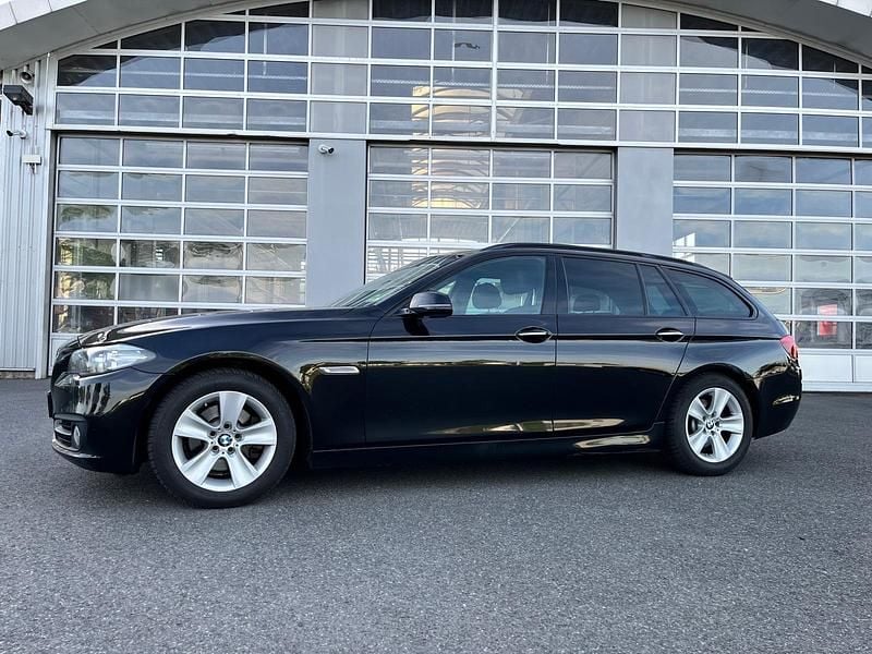 Gebraucht BMW 520 190 PS (139 kW) 2015 Schwarz Kombi