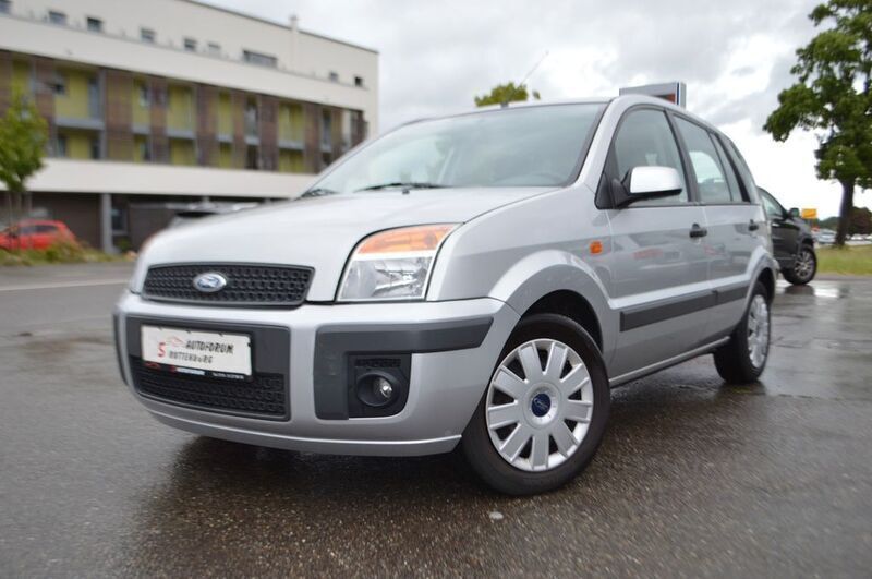Silber Gebraucht 2009 Ford Fusion Style Limousine | 4.999 € (Fairer Preis) - Bild 1/4