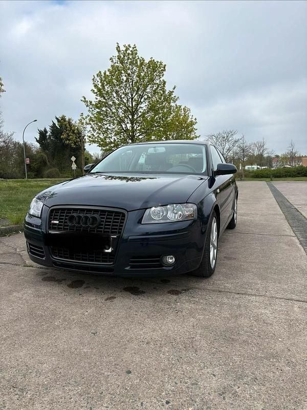 Usata Audi A3 102 CV (75 kW) 2007 Blu Utilitaria